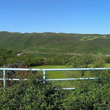 Poggio Al Lago